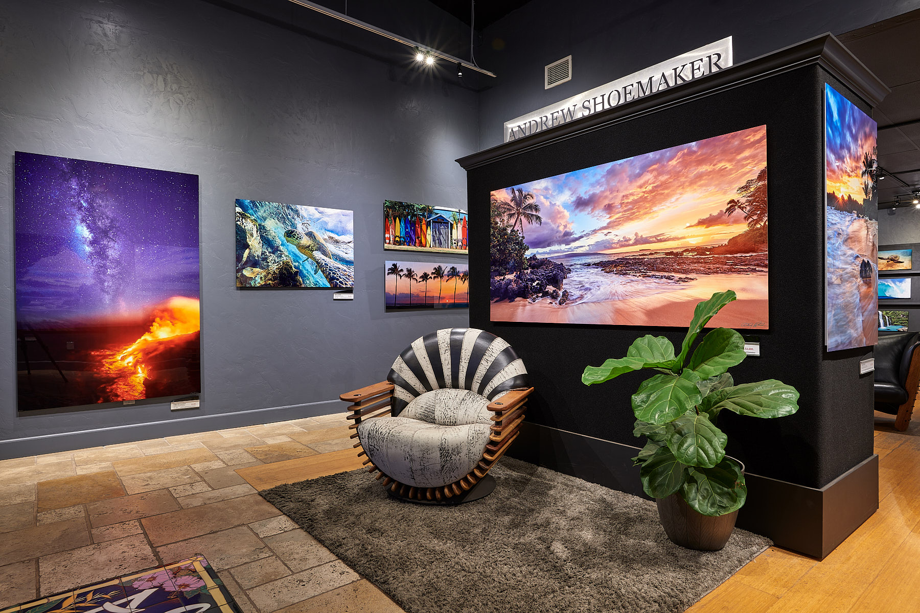 Front of the Andrew Shoemaker Fine Art Photography Gallery in Lahaina, Maui